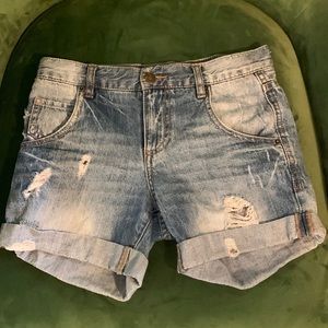 Short denim jean shorts